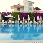 Hotel Exclusive & 3*