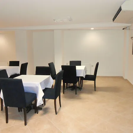 Exclusive & Hotell