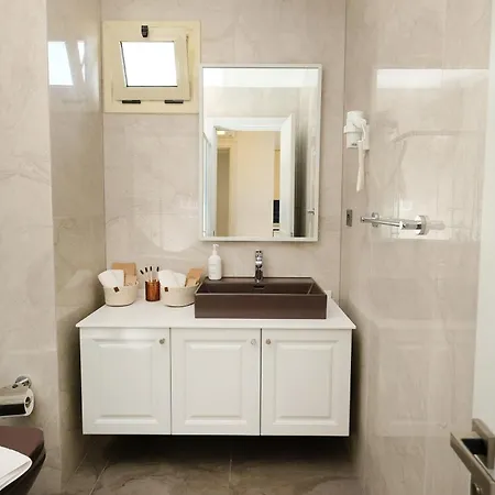 Hotel Exclusive &