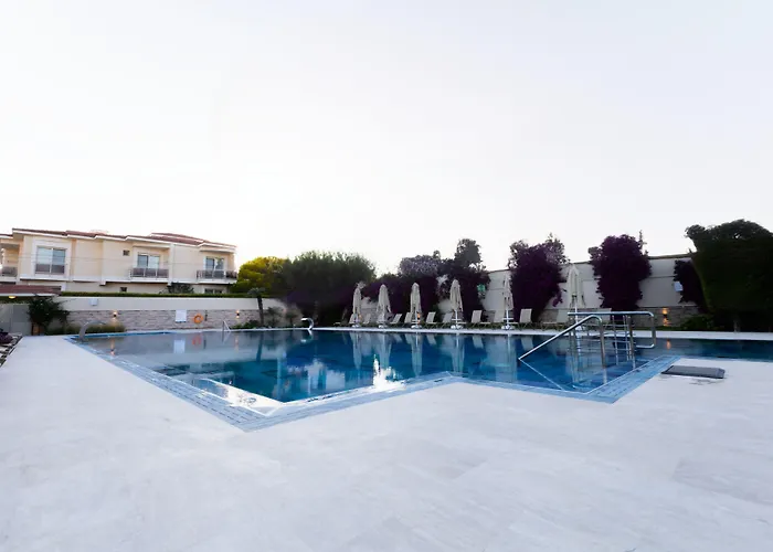 Exclusive & Çeşme