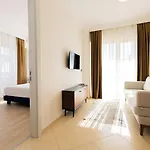 Hotel Exclusive & Cesme