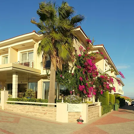 Hotel Exclusive & 3*