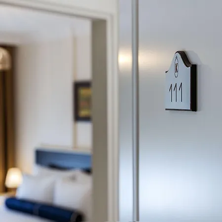 Hotel Exclusive &
